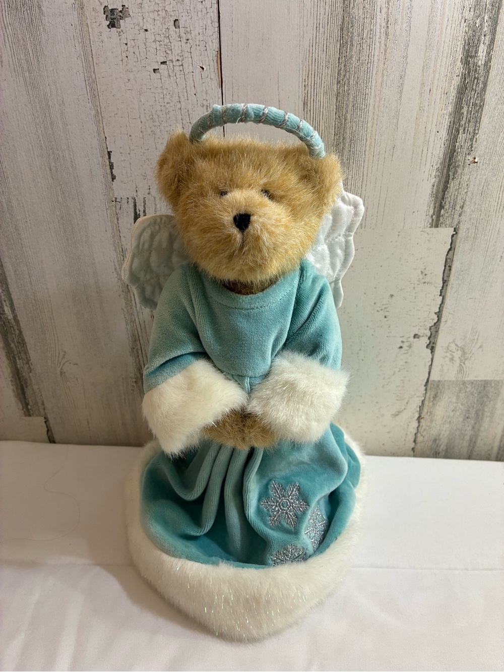 Boyds Bears Teal and White Angel Bear Holiday Figurine teal color